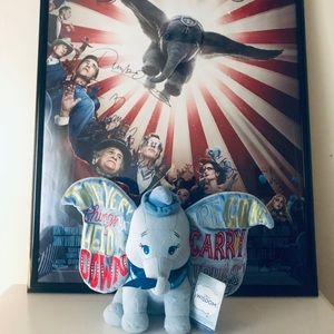 💙🐘NWT Disney Wisdom Dumbo Plush🐘💙